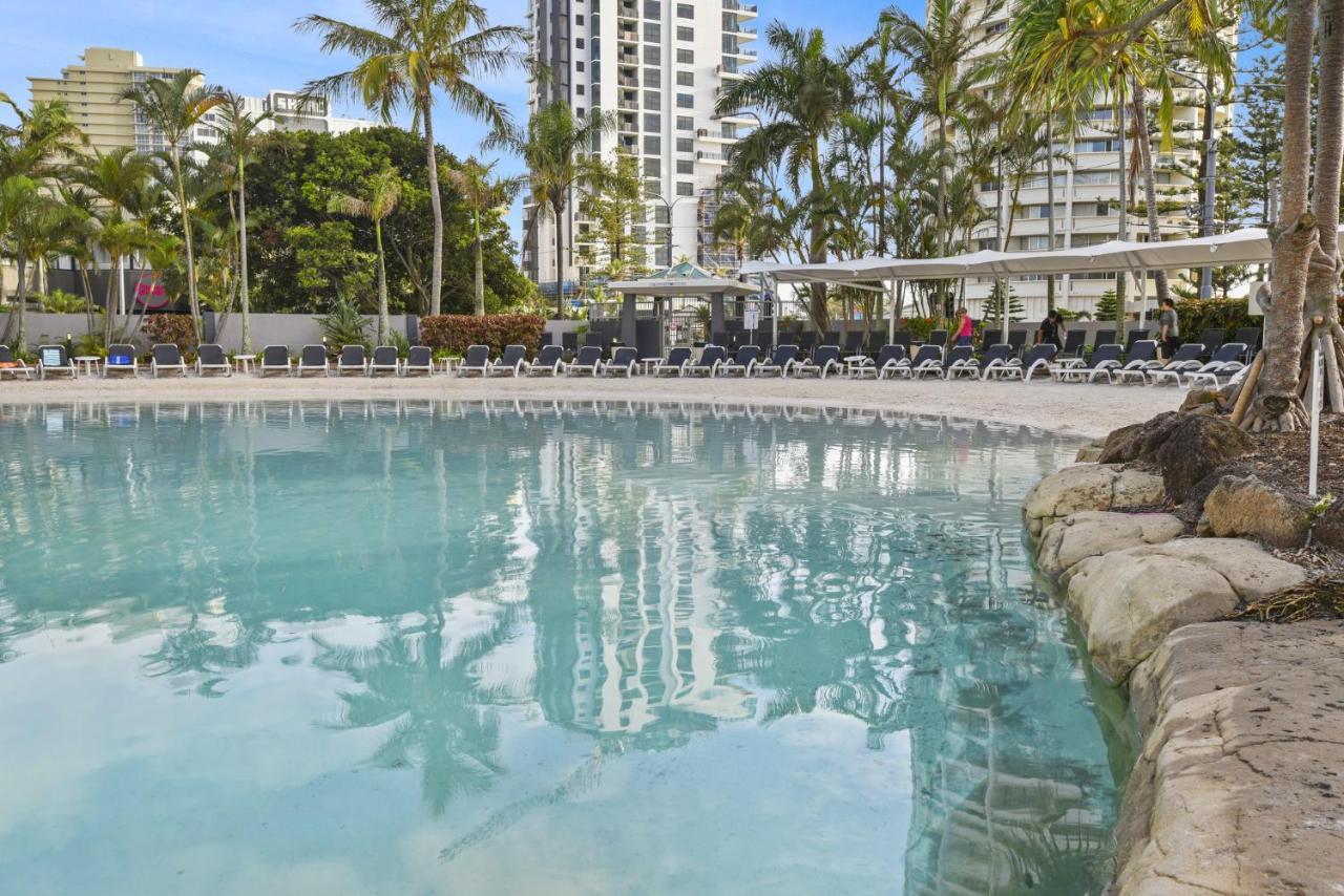 Holiday Holiday Crown Towers Gold Coast Exterior photo